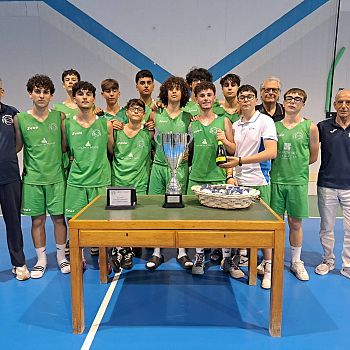 /images/1/5/15-under15-con-sindaco.jpg