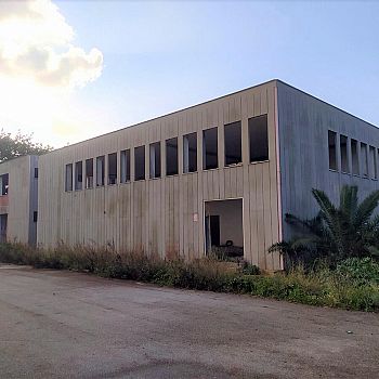/images/2/2/22-ex-scuola-cosentino-marsala-01.jpg