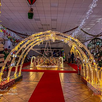 /images/2/2/22-villaggio-di-natale-2024-petrosino-02.jpg