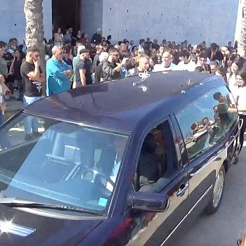/images/5/5/55-pantelleria--funerali-di-anna-elisa--commozione-30092023.jpg
