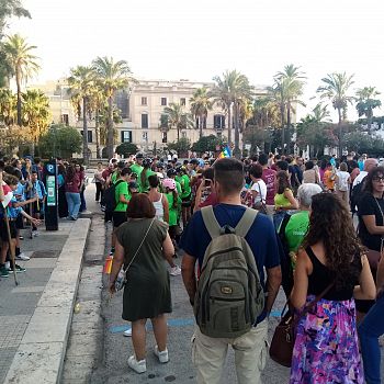 /images/8/4/84-corteo-pace-4.jpg