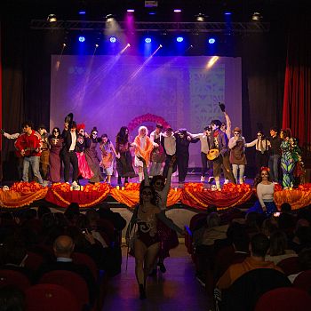 /images/9/0/90-musical-coco--liceo-adria-ballatore--1.jfif