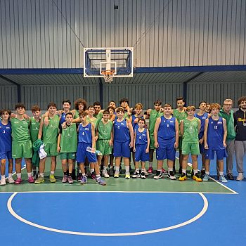/images/9/9/99-basketcv-marsala-gruppo.jpg