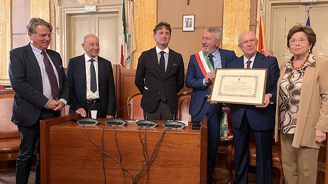 Agrigento, conferita la cittadinanza onoraria al senatore Enrico La Loggia