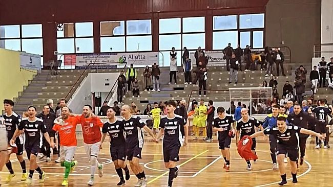 Il Futsal Mazara vince anche a Gela e allunga il passo in testa alla classifica