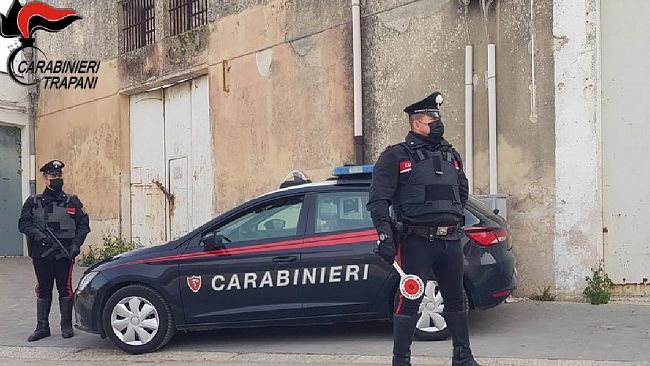 alcamo-ruba-auto-in-sosta-arrestato-dai-carabinieri