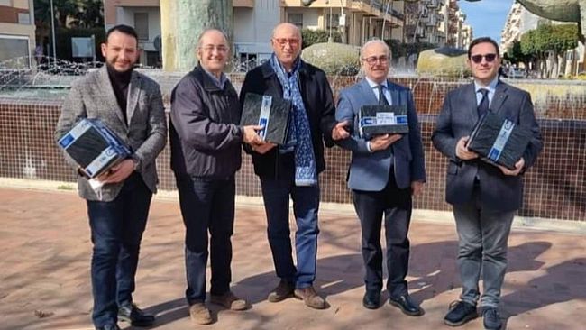 Rotary, donati tablet per la DAD a due istituti di Erice