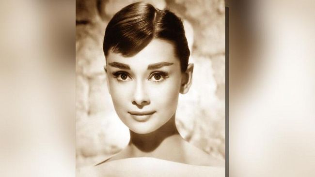 Ultime della sera, Audrey Hepburn: la bellezza di una donna
