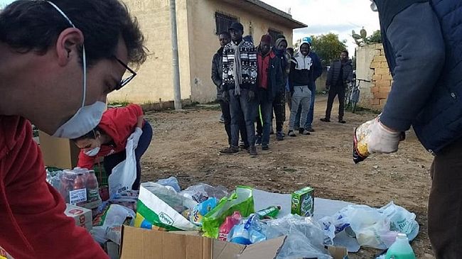 Nell’ex cementificio di Castelvetrano 5 immigrati positivi. La denuncia del sindaco di Campobello