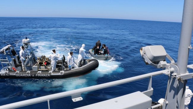 Immigrazione clandestina, fermati tre natanti fra Mazara e Trapani