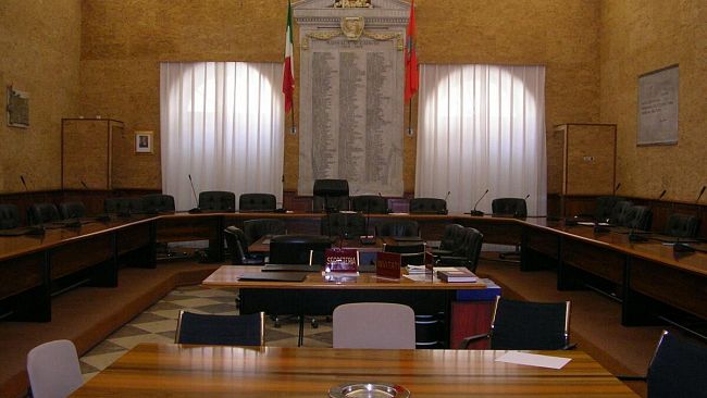 Consiglio comunale Marsala. Unanimità per il documento contro i tagli della Regione per l’Aeroporto “V. Florio”