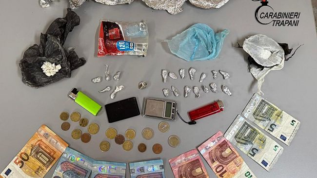 ​“Sorpreso a cedere dosi di droga”, in manette un ventisettenne del Gambia