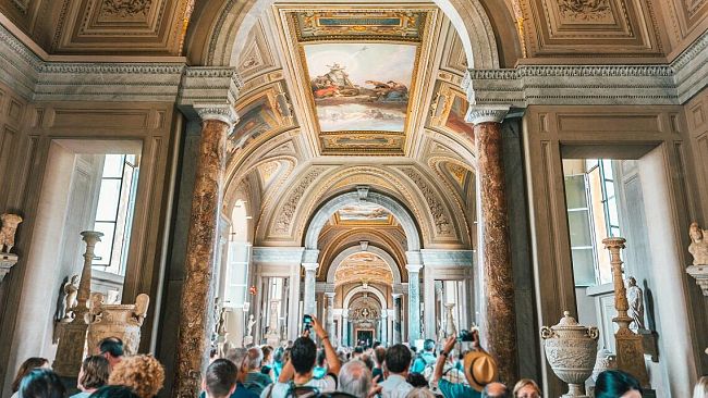 “Un po’ di Scuola”. La rivoluzione virtuale nei musei 