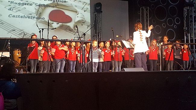 Il coro DoReMì all’ Euroschool Festival di Perugia. Molto apprezzato l’inedito “Dove non c’è poesia”