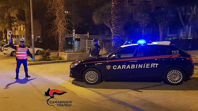 Trapani, nasconde droga nei calzini, arrestato 36enne dalla Polizia di Stato