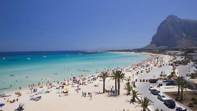San Vito Lo Capo, giovane trapanese rischia la paralisi dopo un tuffo