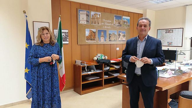 Il sindaco Massimo Grillo in visita al Tribunale di Marsala