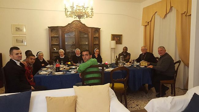 Valderice, donate quattro biciclette ad ex detenuti ospiti della Canonica