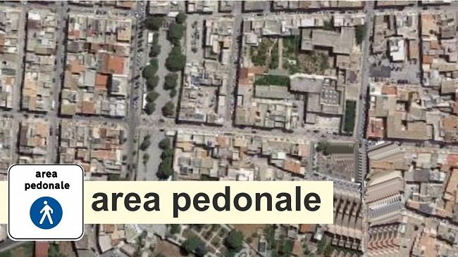 Istituita area pedonale per il periodo estivo