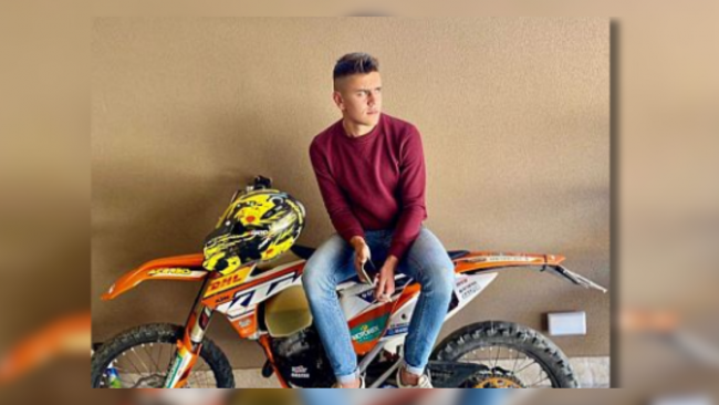 Incidente mortale, perde la vita un giovane centauro