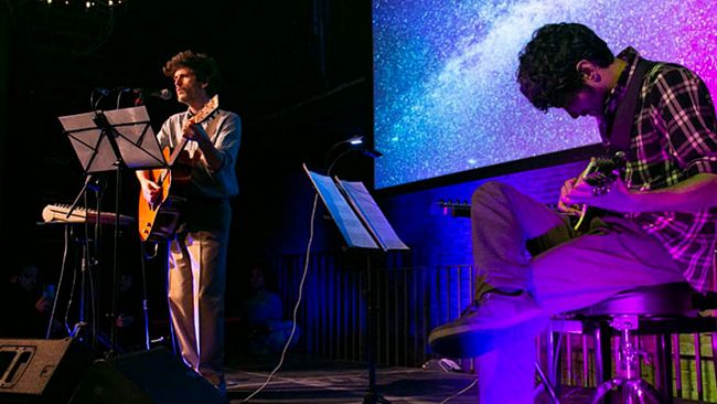 Palermo, il 17 luglio si terrà la serata inaugurale del “Nomad Off” con Dente e Simone Chiarolini 