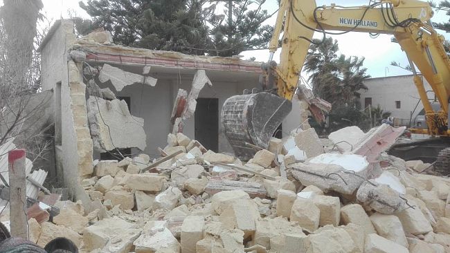 demolizioni-a-triscina-enza-viola-chiede-spiegazioni-al-sindaco-sulla-rinuncia-del-direttore-dei-lavori-e-sulle-dichiarazioni-rilasciate-alla-stampa