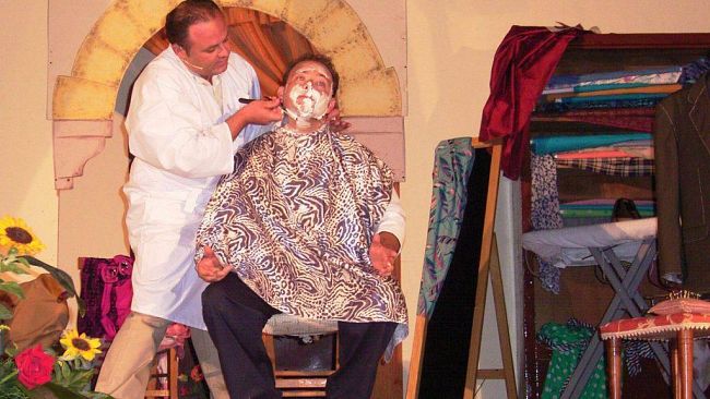 “Servizio Completo” sabato 16 maggio al Teatro Impero