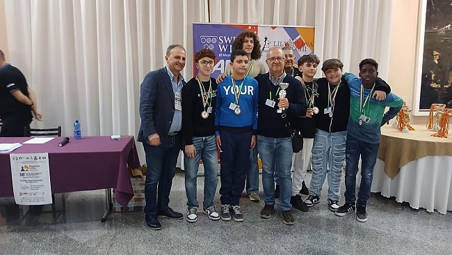 mazara-ottimi-risultati-degli-studenti-dellic-borsellino-ajello-che-volano-ai-campionati-nazionali-di-scacchi