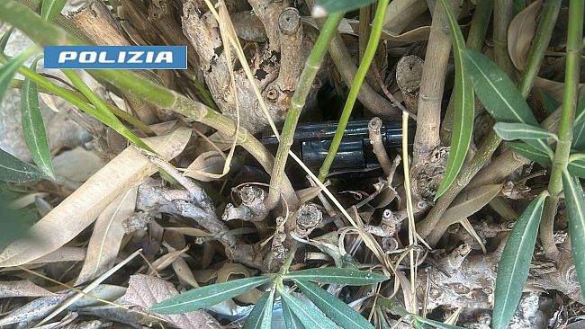 Trapani: la Polizia di Stato arresta due pregiudicati per l’aggressione a mano armata di via Calatafimi