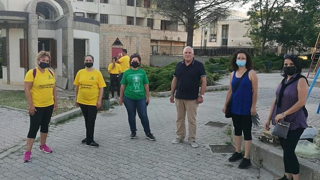 Vita, Ripulito il parco giochi comunale grazie all’iniziativa promossa da alcune associazioni del territorio