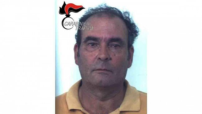 Trapani, 59enne arrestato dai Carabinieri per coltivazione di sostanza stupefacente