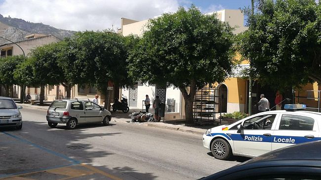 Valderice, incidente in Via Vespri: un ferito grave
