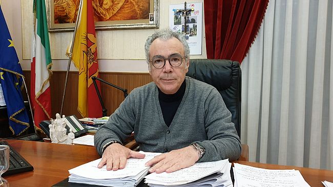 Il bambino, l'ambulanza e il punto nascita di Castelvetrano