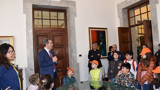 Marsala, alunni del Comprensivo Garibaldi-Pipitone in visita al Comune 