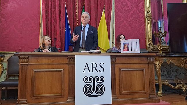 Ieri all'Ars la presentazione dell'antologia poetica “Nel verso giusto – Sguardi di resistenza di poete siciliane”