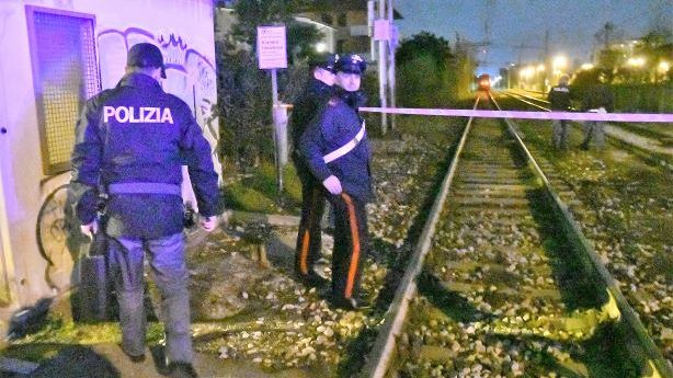 dramma-sulla-linea-ferrata-muore-un-operaio17enne