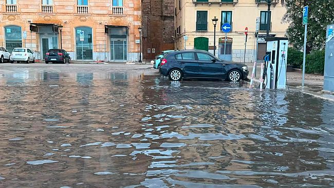 Trapani, allagamenti e scontri social: il nodo del waterfront e la polemica sulla BRT