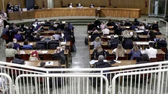 Allarme bomba e scontro sulla competenza territoriale, il maxi processo Hydra rimane a Milano
