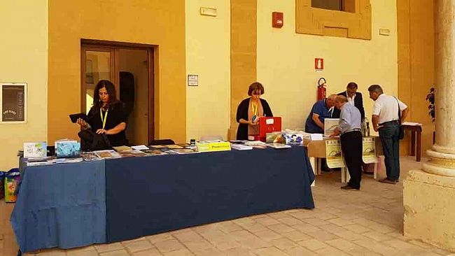 Mazara, da oggi al Collegio dei Gesuiti, la 2^ Esposizione Filatelica Tematica