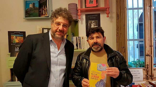 VIDEO – “3 minuti con” Gaetano Savatteri sul perché “Non c’è  più la Sicilia di una volta”