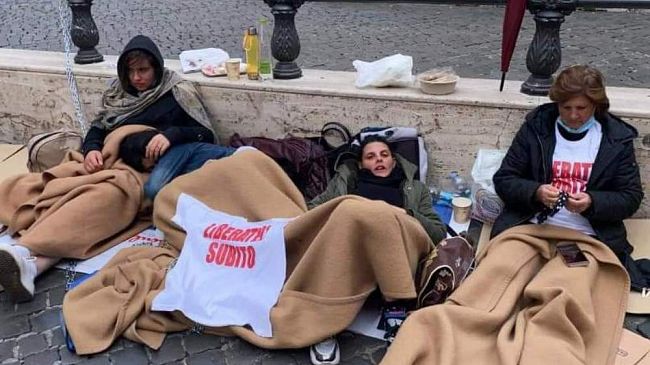 18 pescatori in carcere a Bengasi, continua la protesta a Roma di familiari e armatori. Ieri sera la vicenda su “Chi l’ha Visto?”