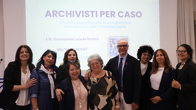 archivisti-per-caso-la-storia-di-caltanissetta-rivive-attraverso-gli-studenti-dellistituto-l-russo