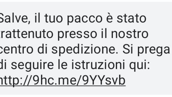 La nuova truffa via sms del pacco trattenuto presso il centro spedizioni