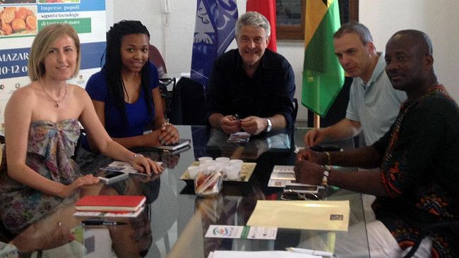 Blue Sea Land 2015, non solo food anche fashion design con la partnership del Ghana. Lo stilista ghanese Stephen Martey in visita al Distretto