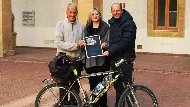 Mazara, approda in città il giro del mondo in bicicletta di Janus River