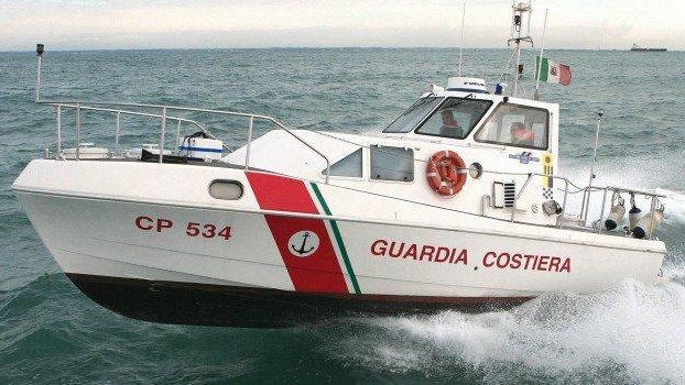 Migranti, naufragio a sud di Trapani: 3 morti