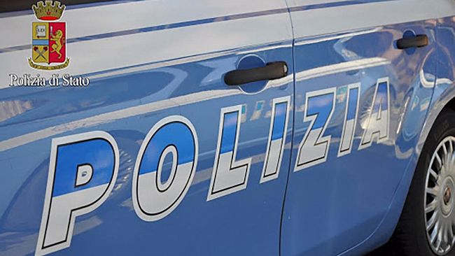 Trapani, picchia la convivente mentre si trova agli arresti domiciliari: arrestato