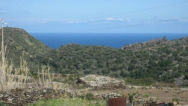 Parco di Pantelleria e prossimi, in atto una “parcomania di interesse”? Duro intervento dell’ AIW