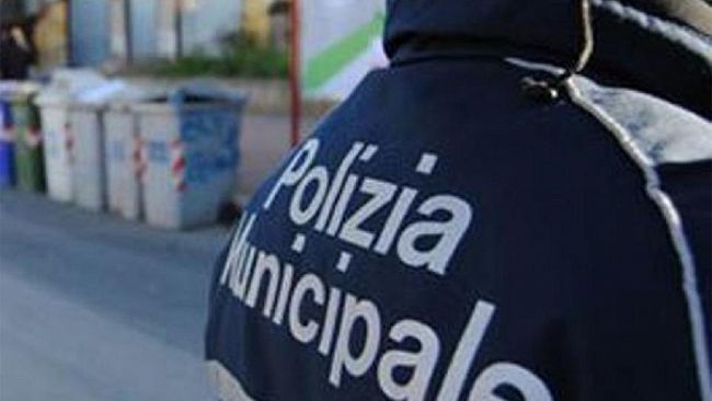 Partanna, scoperti due depositi abusivi di rifiuti dagli agenti di Polizia municipale