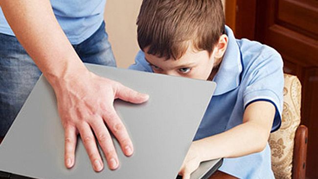 Genitori nell’epoca dei social network